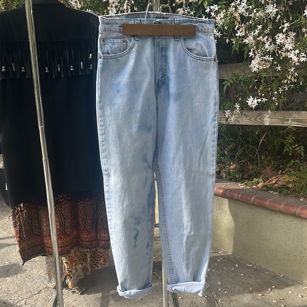 Vintage Light Blue Levi’s 505 Distressed Denim Jeans